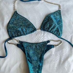 Toxic Angels bodybuilding bikini